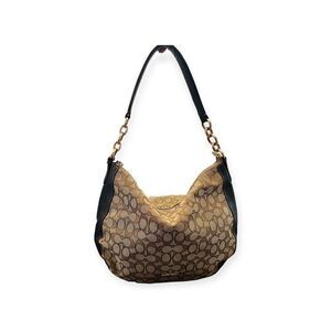🍂CUTE Coach Tan & Black Shoulder Bag🍂